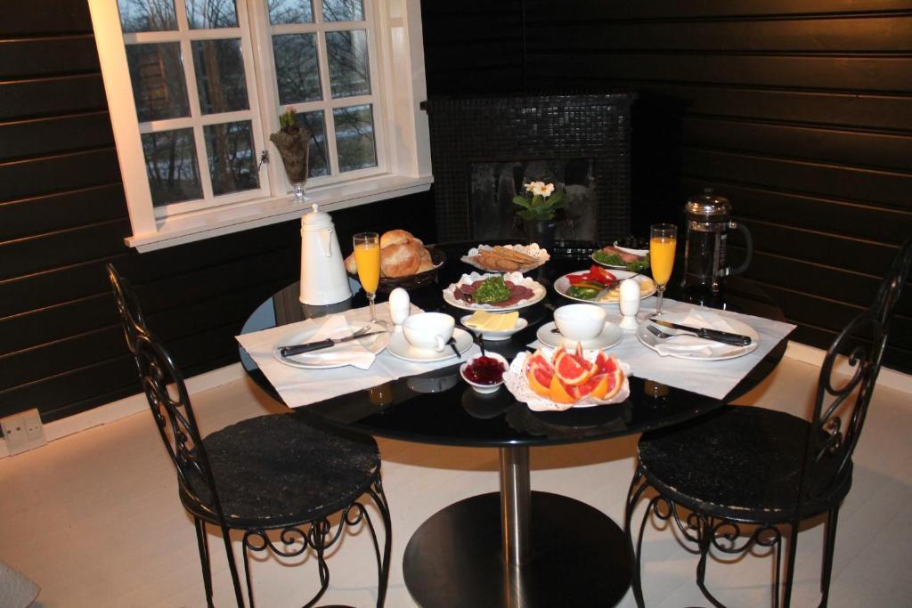 Hotel Kirsten Piil Bed & Breakfast Клампенборг Стая снимка